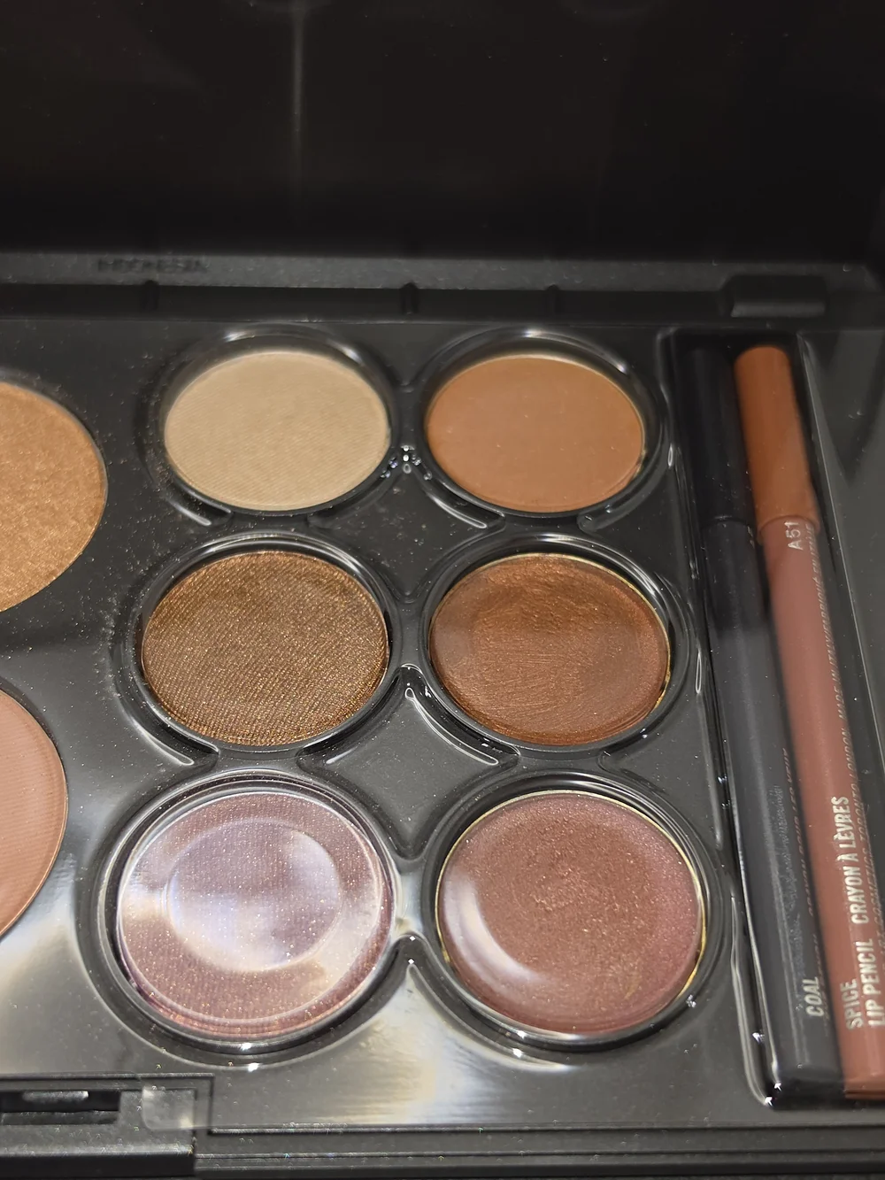 VINTAGE MAC HOLIDAY PALETTE- FACE/LIPS/EYES **SUPER RARE!!**